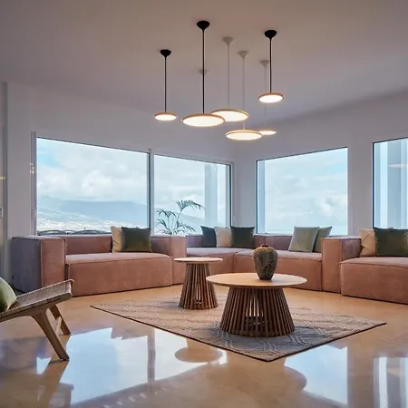 Encanta Villa Santa Úrsula